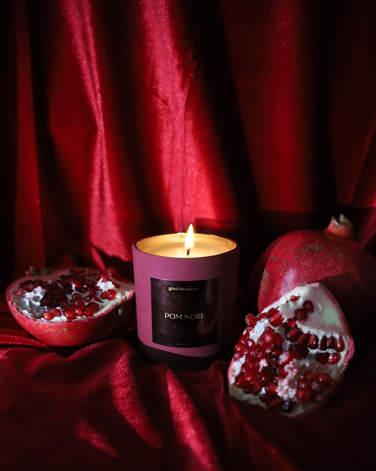 Pom Noir Candle