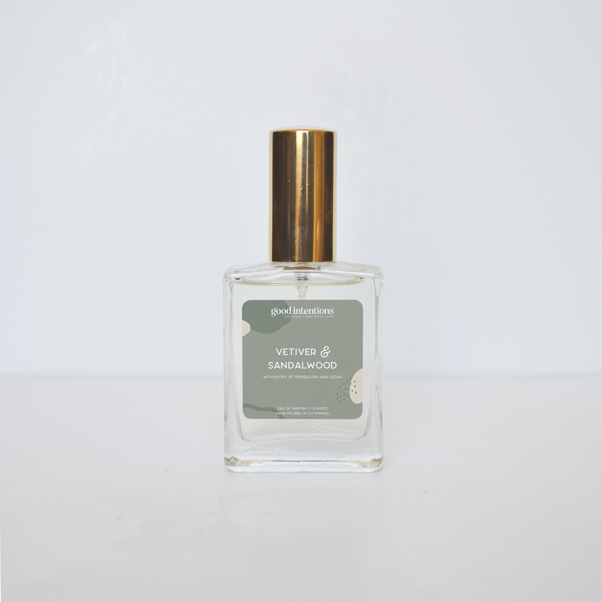 Vetiver sandalwood top perfume